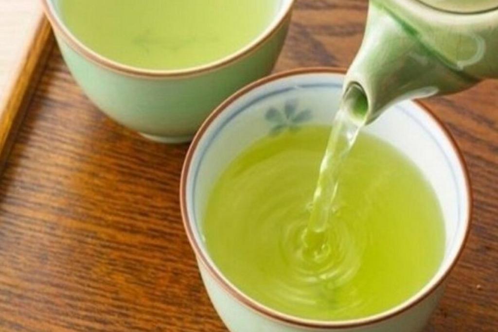 Chá que ajuda relaxar e dormir melhor você acordando disposto com energia Chá que ajuda relaxar e dormir melhor você acordando disposto com energia