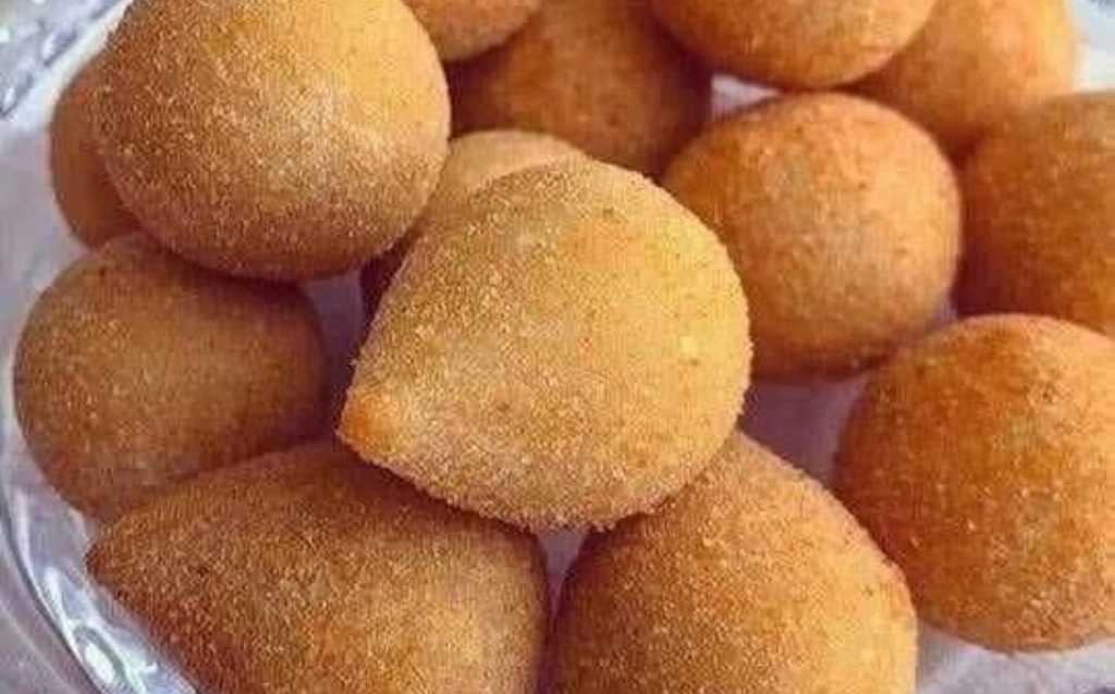 Coxinha de Mandioca com Carne Moída Fácil e Deliciosa