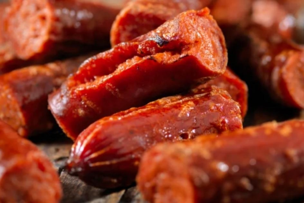 Linguiça fina na airfryer, combina com toda refeição