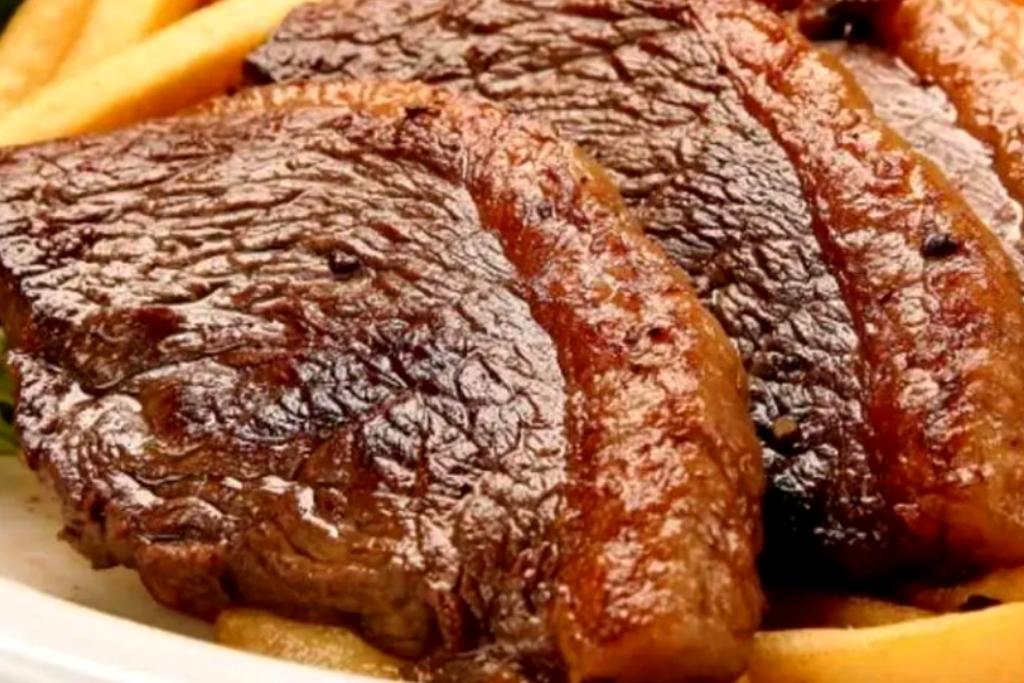 Picanha na manteiga com alho, perfeita para churrascos com amigos