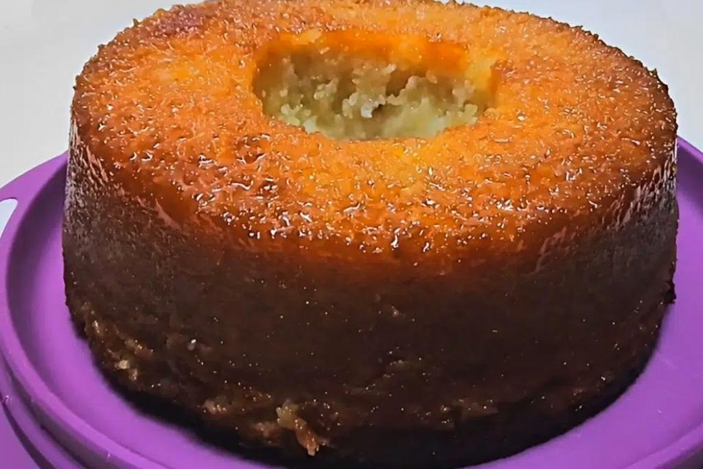 Veja o segredo desse bolo de mandioca de liquidificador, fica incrível